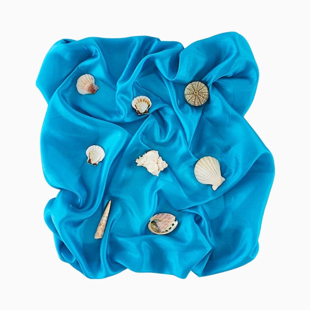Sarah's silks speelzijde turquoise uit de seasonal collection