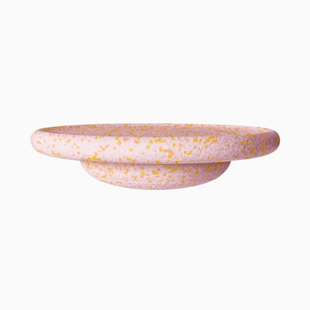 Stapelstein balance board petal in de kleur licht roze met spikkels in licht oranje en geel