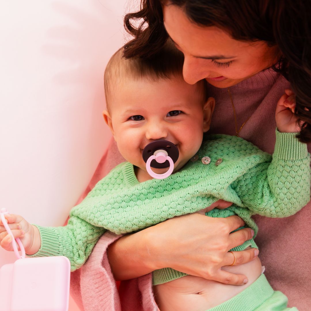 BIBS speen met ronde speenvorm van natuurrubber latex uit de fusion collectie in de paarse tinten dusky lilac en plum