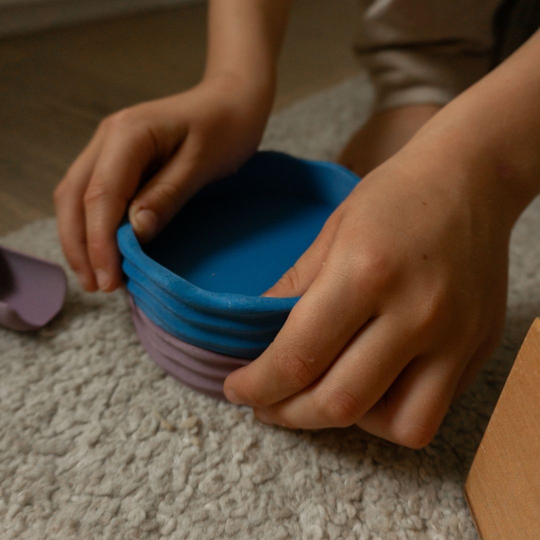 Grennn X Little Botanic Label speelbakjes in de kleuren van de regenboog