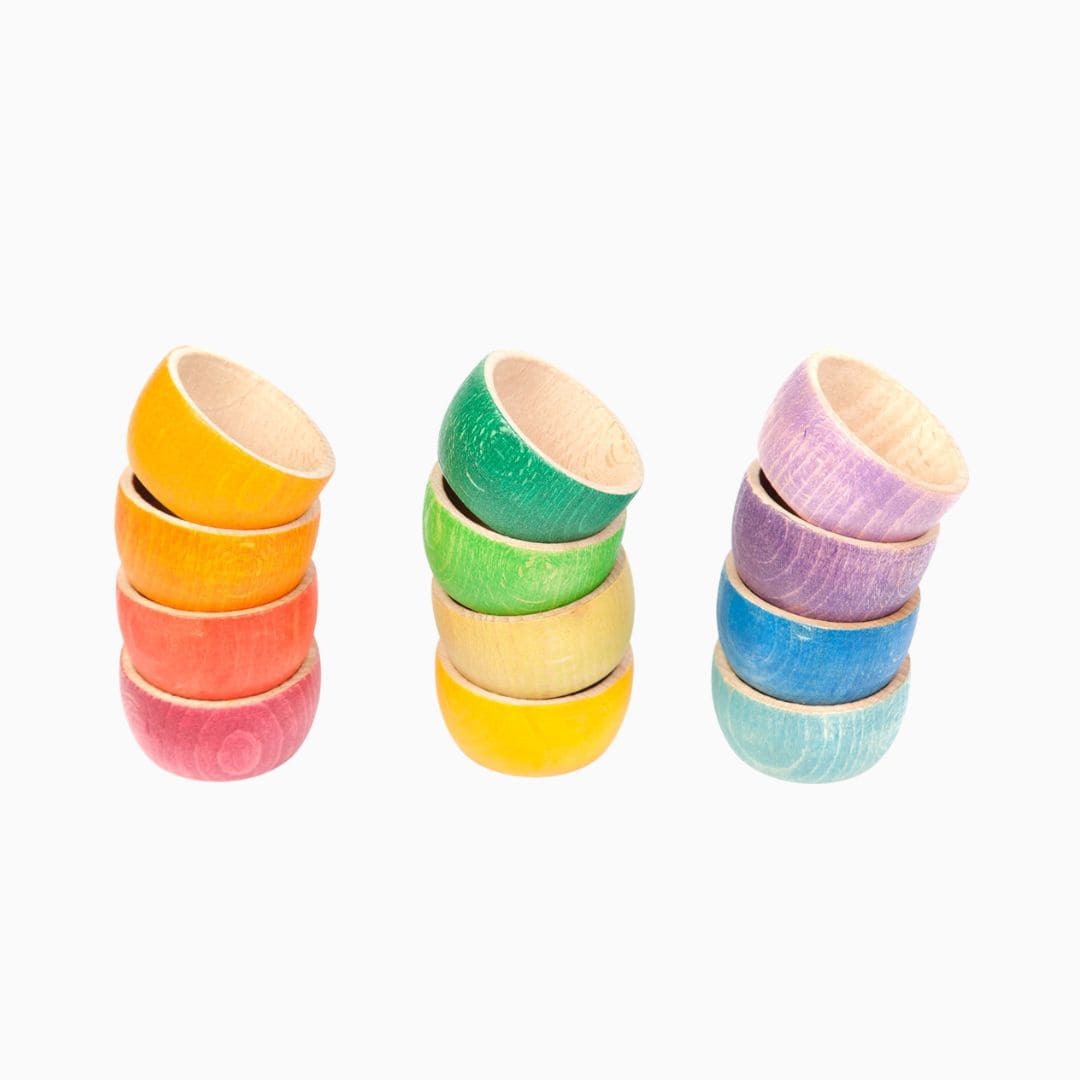 Grapat houten kommen in twaalf kleuren