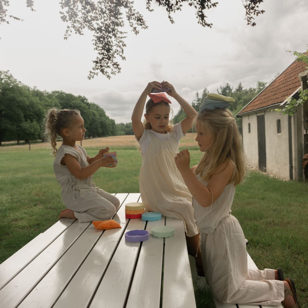 Grennn x Little Botanic Label pastel waves speelset basis met speelbakjes en pittenzakjes