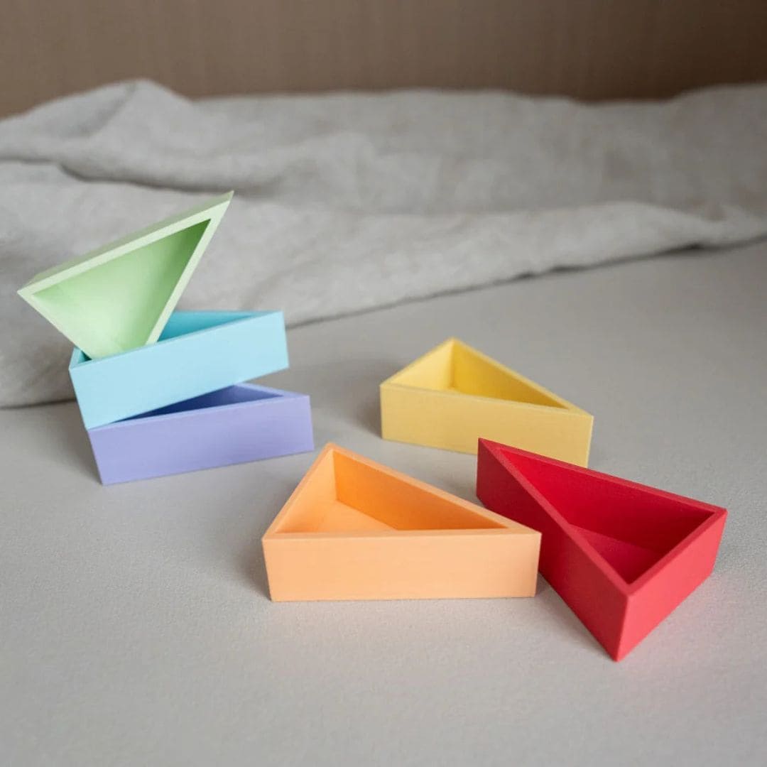 Grennn kinetisch zand accessoires met gelijkbenige driehoek speelbakjes in pasteltinten