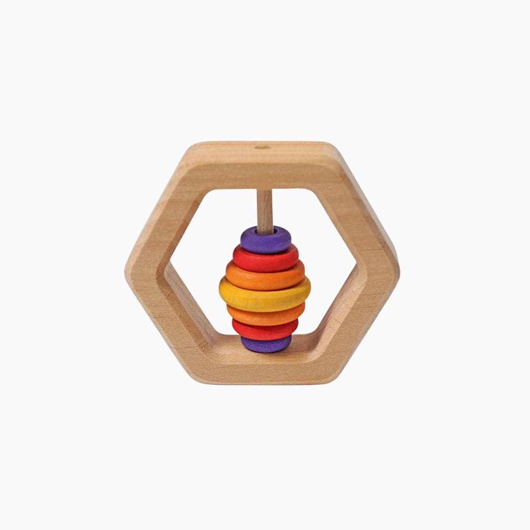 Grimms baby speelgoed houten rammelaar hexagon