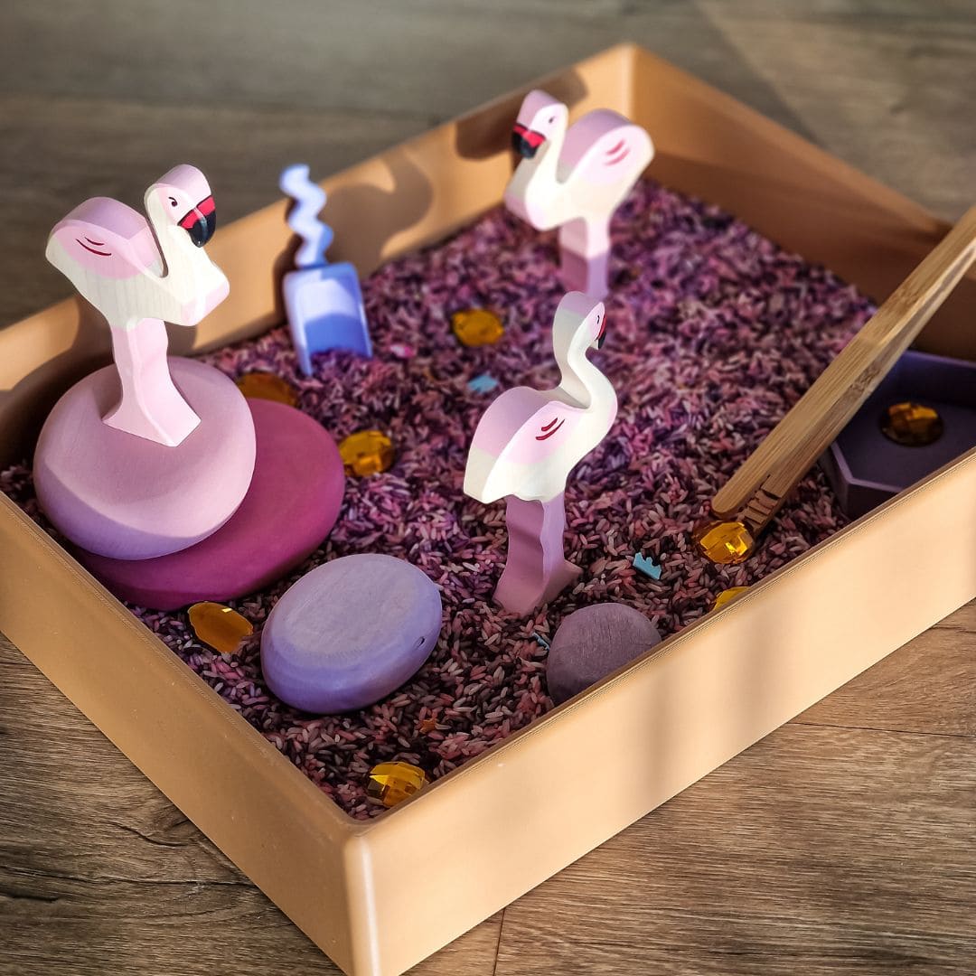 Grimm's houten Pebbles kiezel stenen om te stapelen en voor small world play in de kleur Flamingo roze