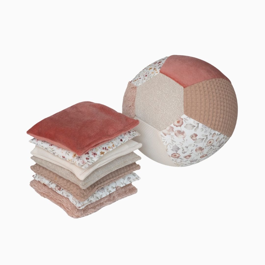 Little Botanic label speelset nature met ballonbal en pittenzakjes