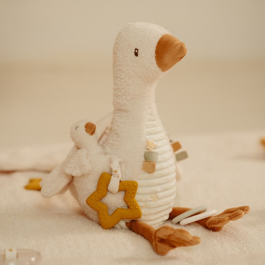 Little Dutch activiteiten knuffel gans uit de collectie Little Goose