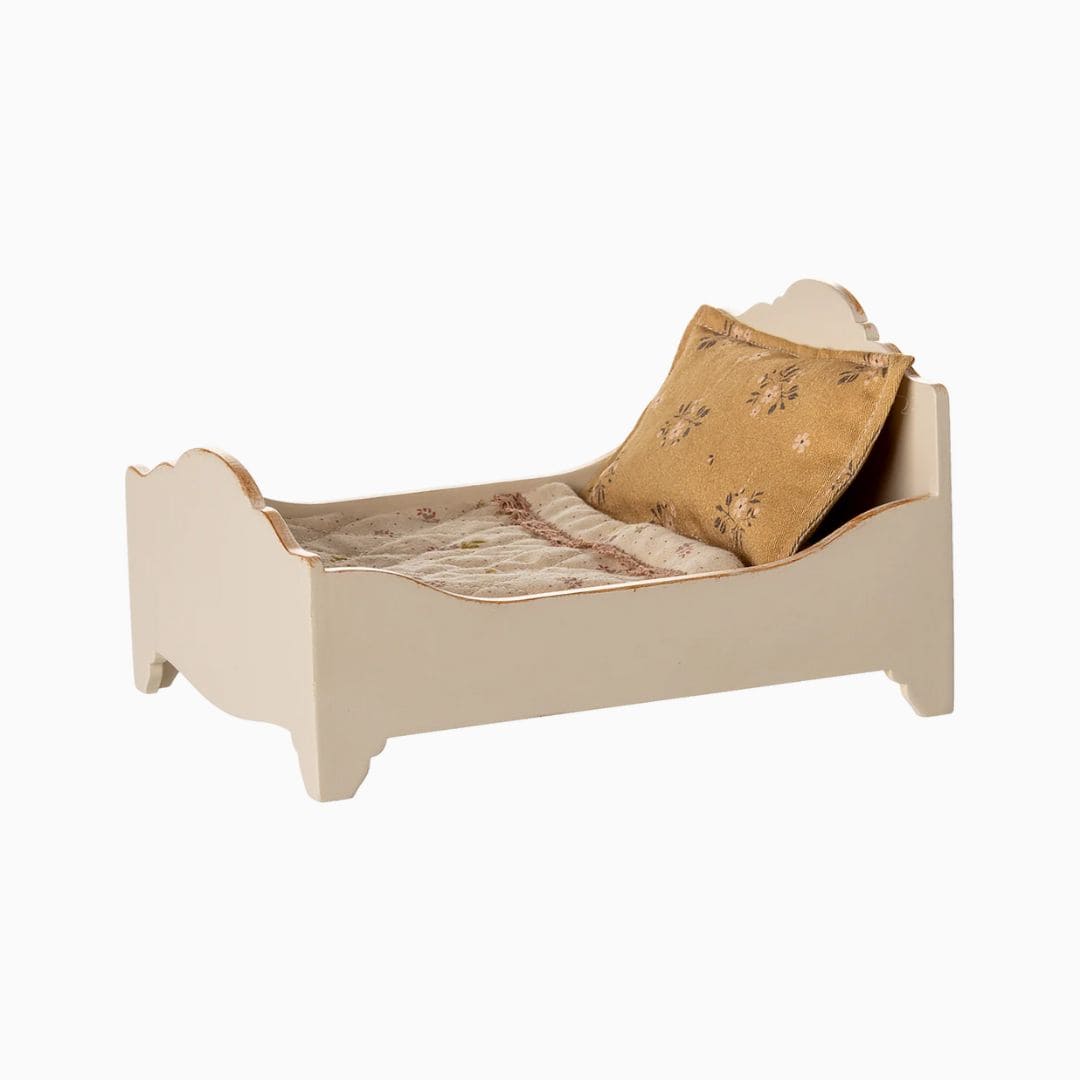 Maileg bed - off white