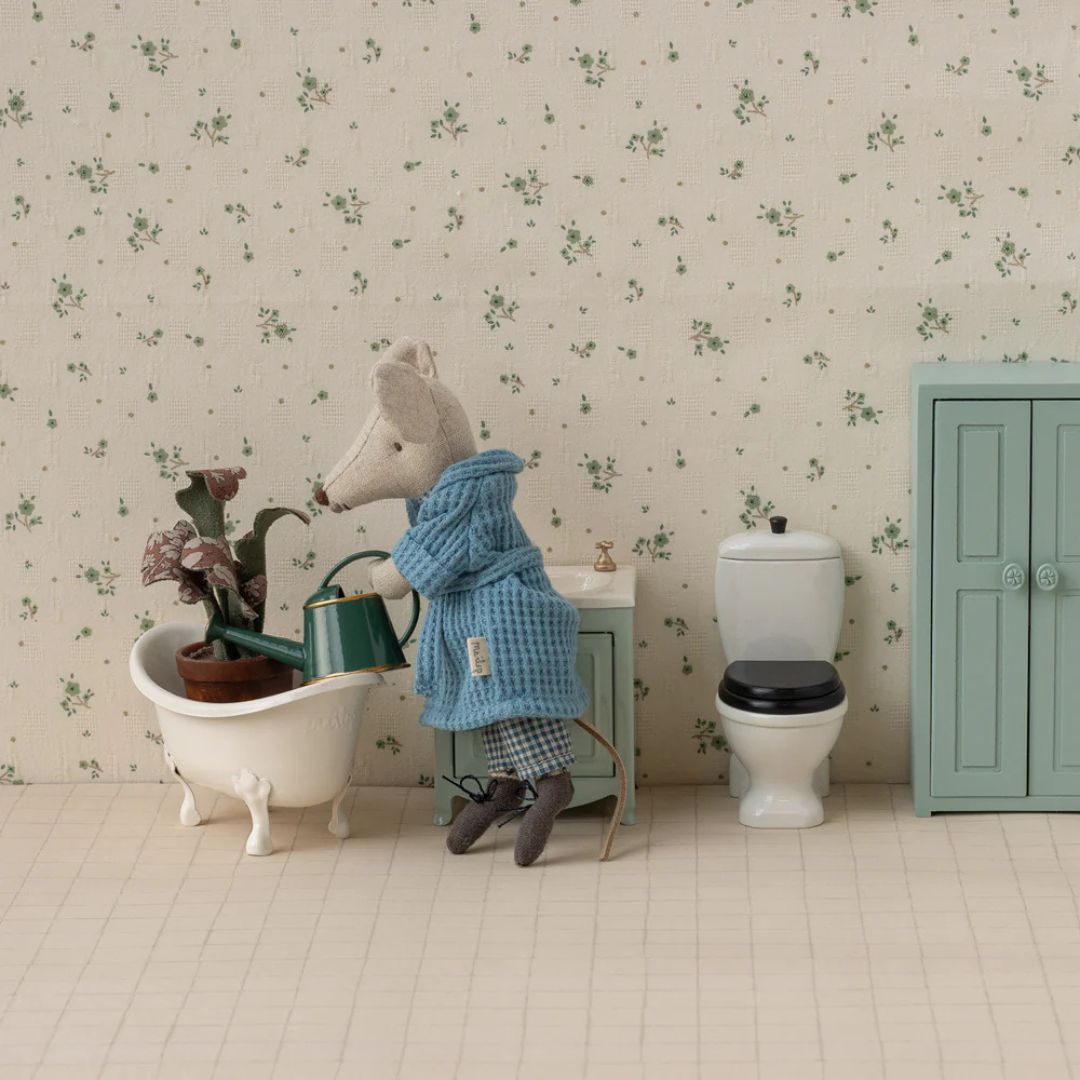 Maileg metalen gieter in de kleur donker groen