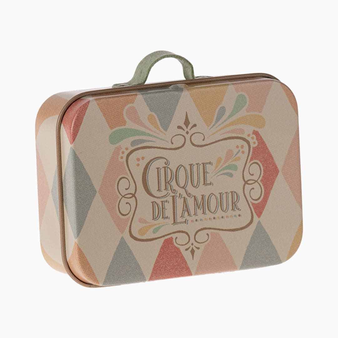 Metalen koffertje van Maileg om speelgoed in op te bergen