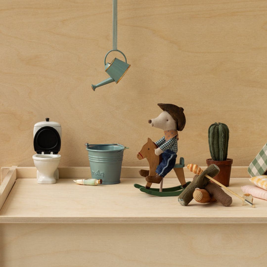 Maileg muis cowboy op hobbelpaard