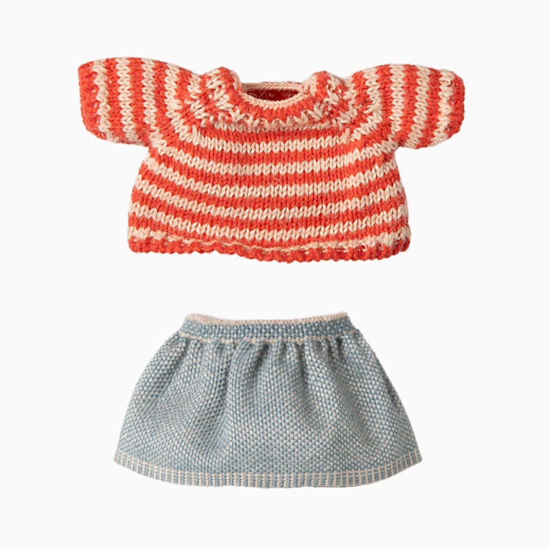 Maileg poppenkleding set met gebreide trui en rok voor grote zus