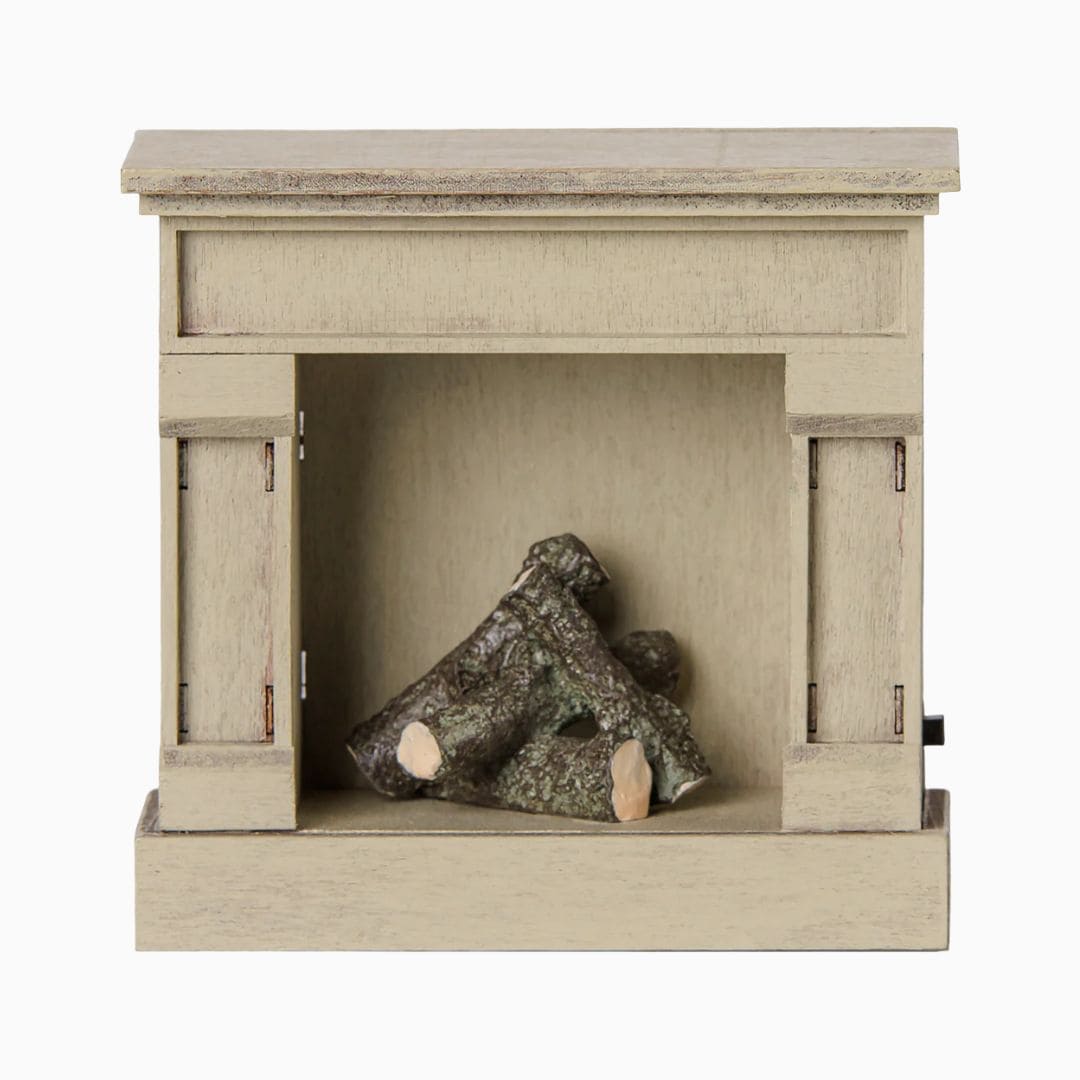 Maileg houten openhaard in de kleur off white