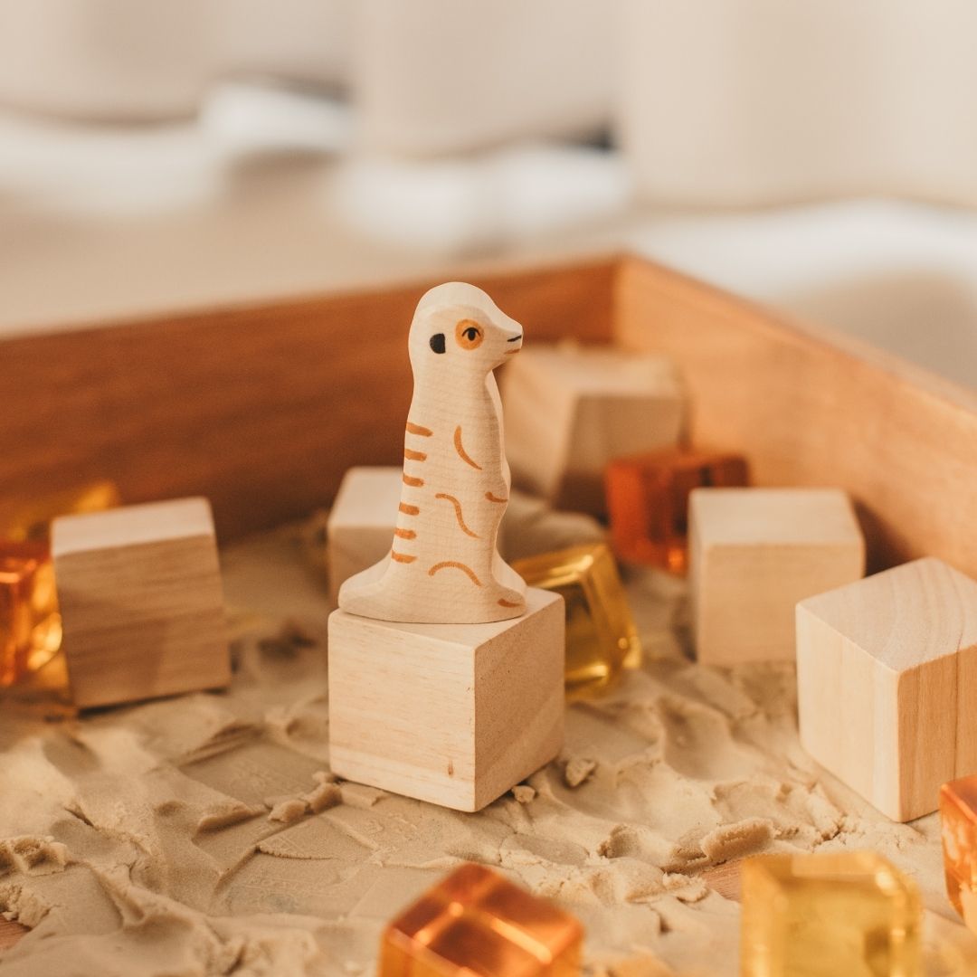 Holztiger meerkat van hout