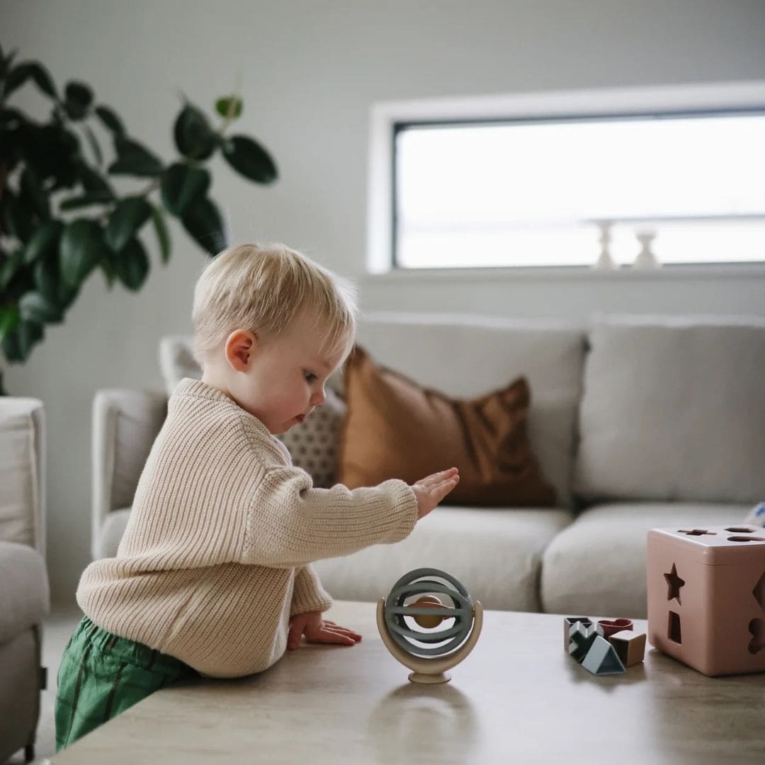 Mushie spinner bal met zuignap