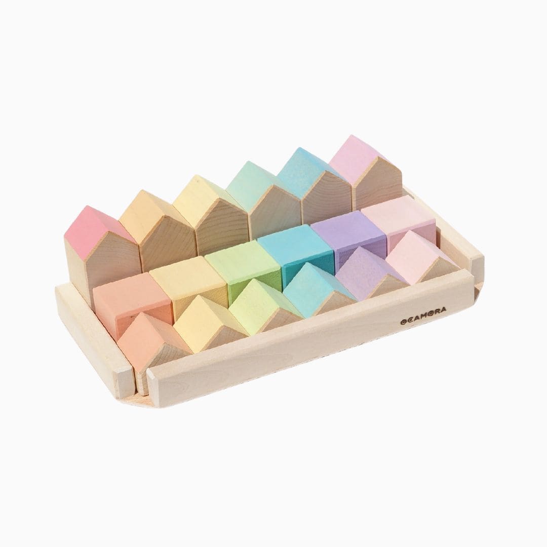 Ocamora houten blokken set in pastelkleuren met grote huisjes, vierkante blokken en kleine huisjes