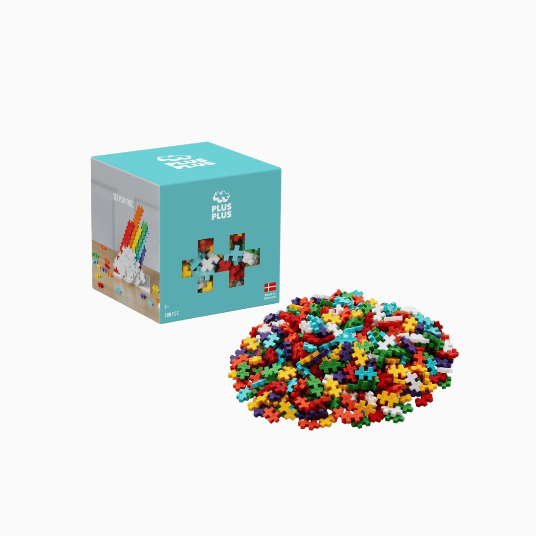 plusplus constructie speelgoed met regenboog bouwstenen in plusvorm