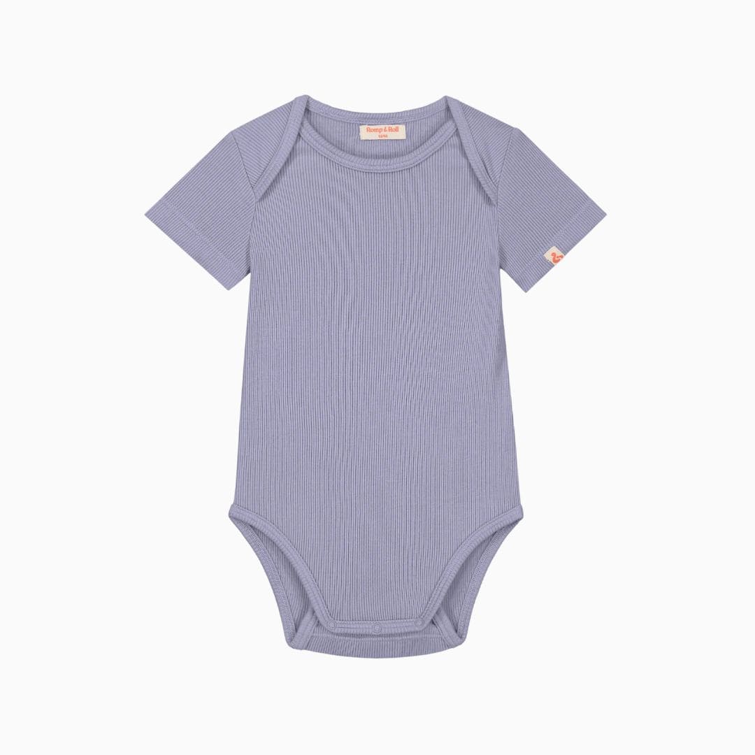 Romp&Roll romper met korte mouwen in de lila kleur mystic