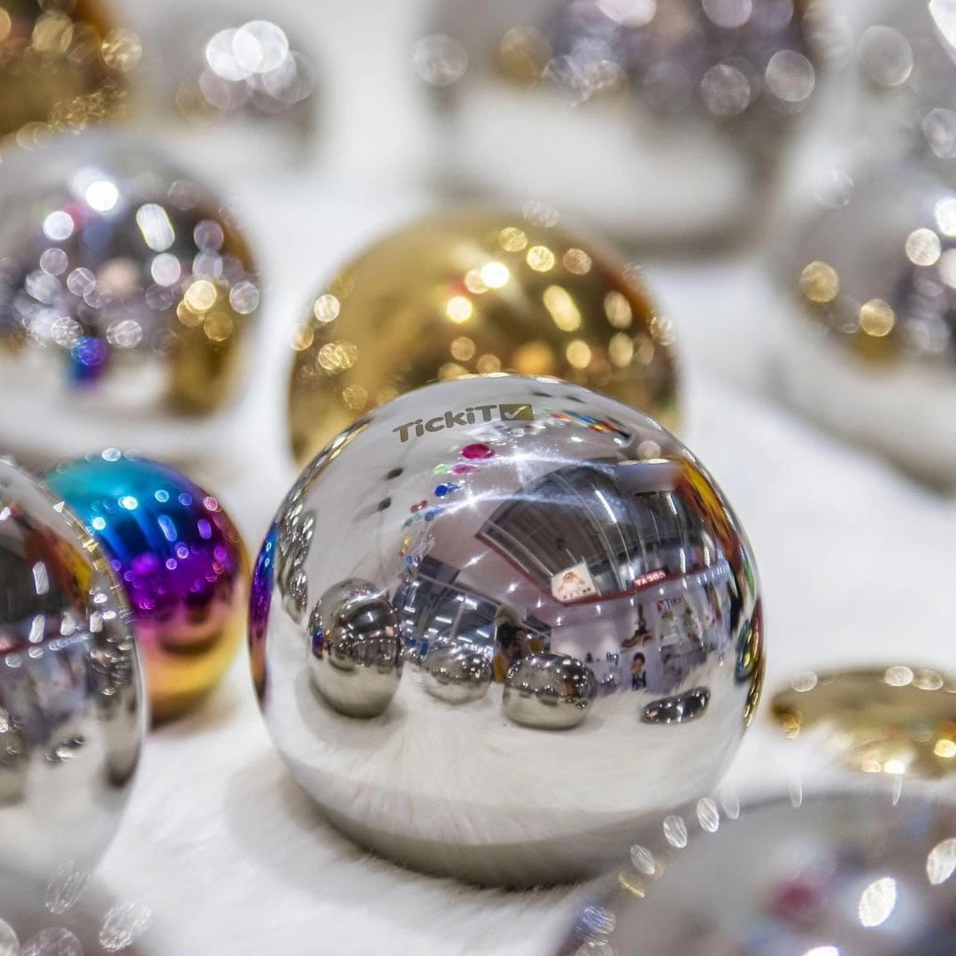 Tickit sensorische reflecterende zilveren ballen - vier stuks 