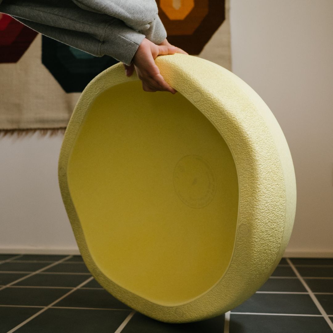 stapelstein grow steen in de kleur lichtgeel