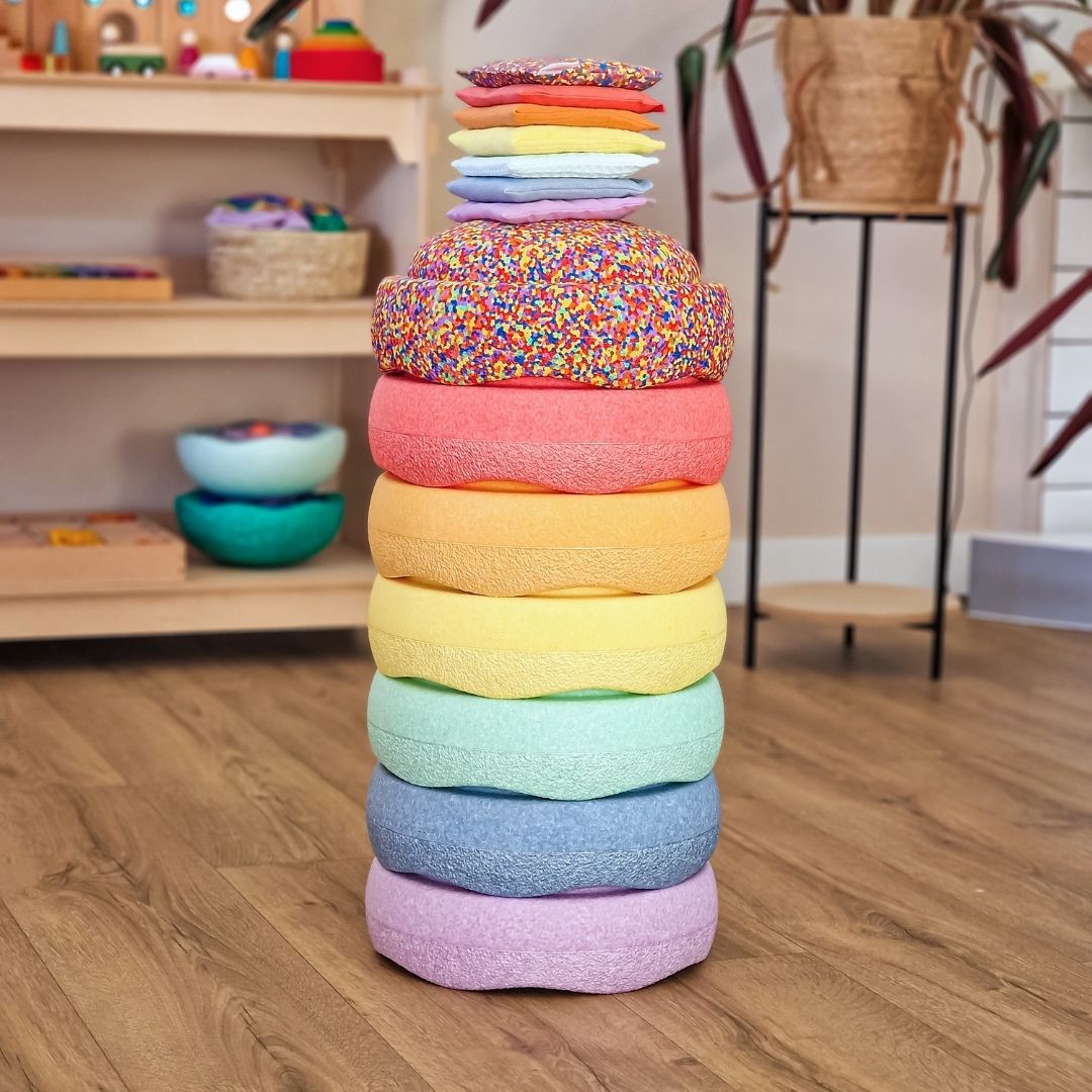 Stapelstein aanbieding voordeelbundel pastel met regenboog confetti steen en pittenzakjes