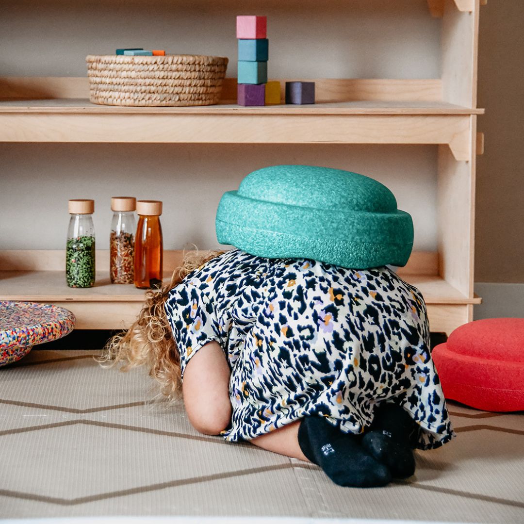 Stapelstein steen regenboog groen