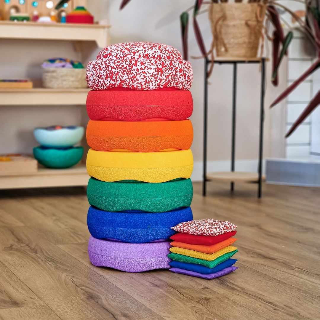 Stapelstein aanbieding voordeelbundel regenboog met blush & red confetti steen en pittenzakjes