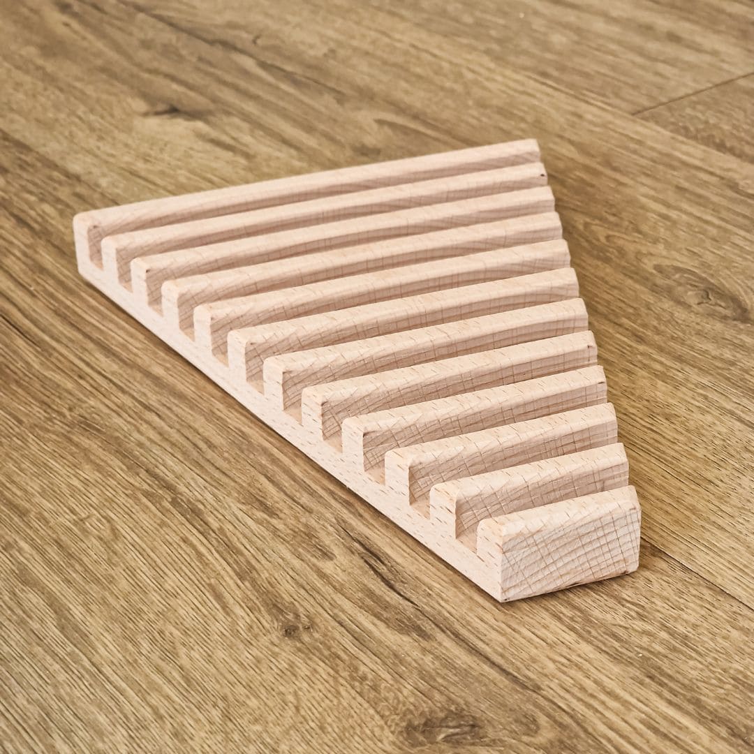 houten houder voor de bouwplaten of halve cirkels van GRIMM's