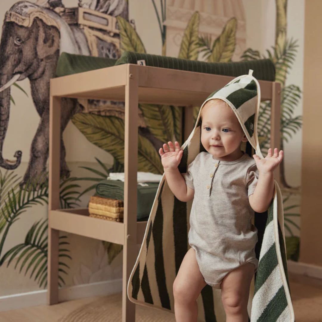 Jollein badcape van badstof met strepen leaf green ivory 75 bij 75 cm